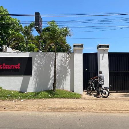 Pink Land Hotel Beruwala Ngoại thất bức ảnh